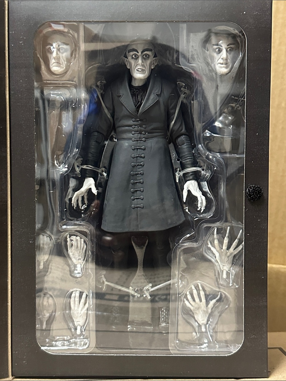 Nosferatu Ultimate Action Figure  - Black & White - Picture 4 of 4